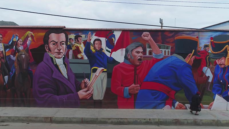 Mural narra proceso independentista de Perú