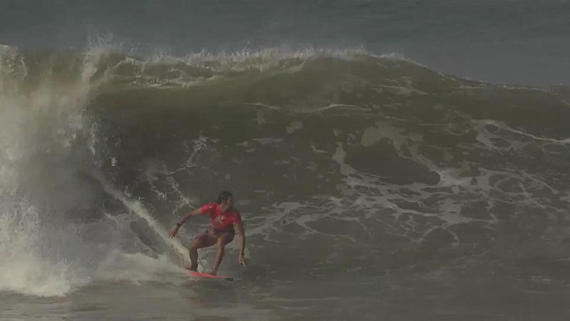 Continúa preolímpico de surf en El Salvador