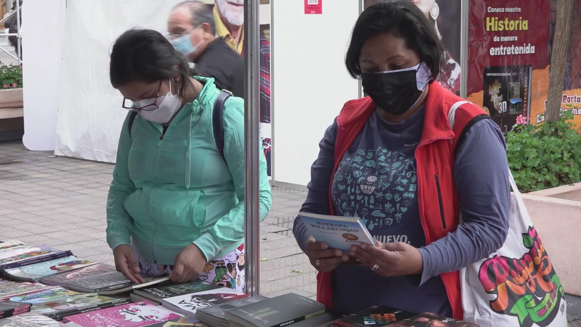 Feria del Libro de Miraflores 2021 atrae a miles de visitantes en Perú