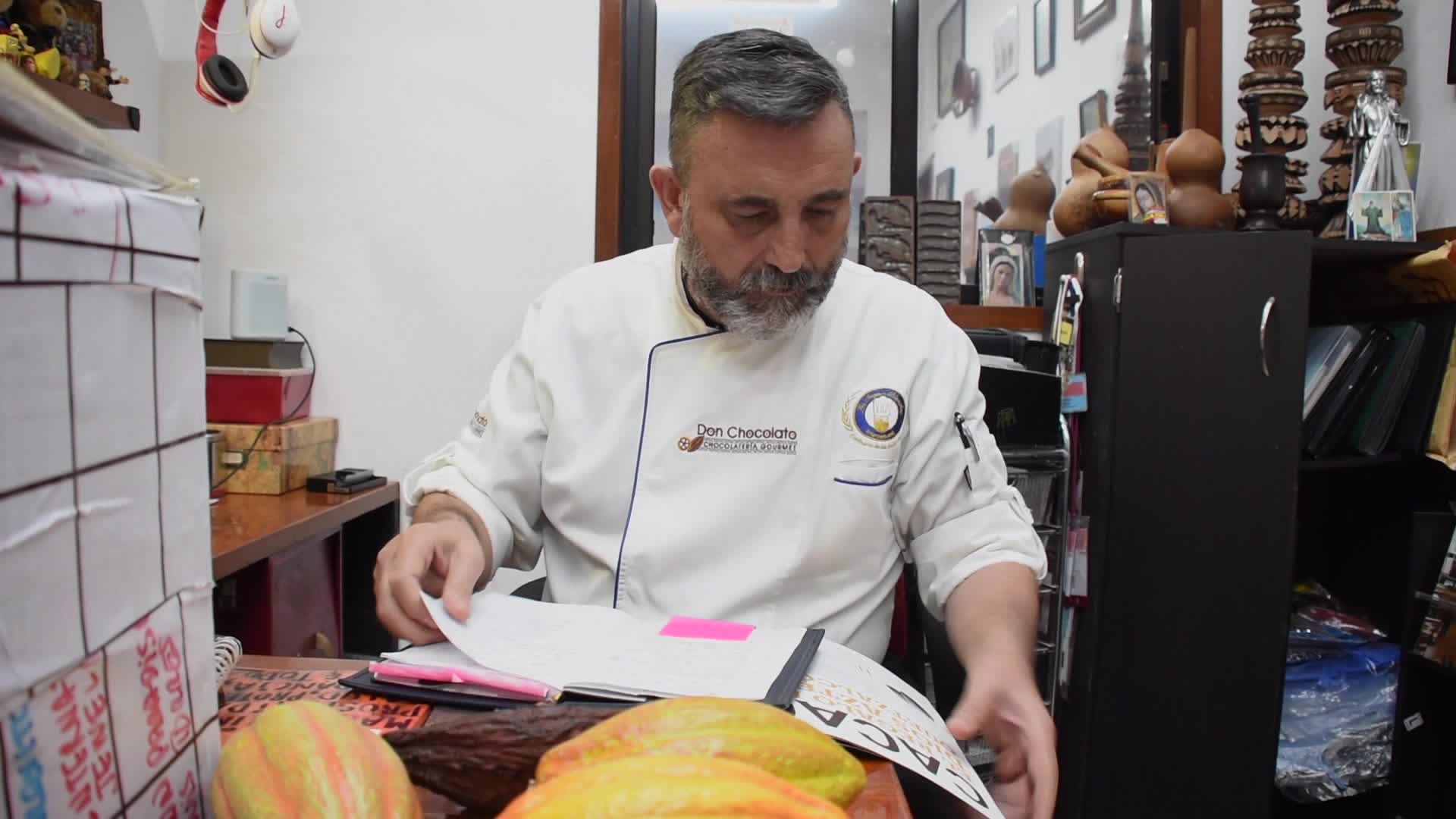 Maestro chocolatero impulsa el chocolate mexicano inspirado en raíces prehispánicas