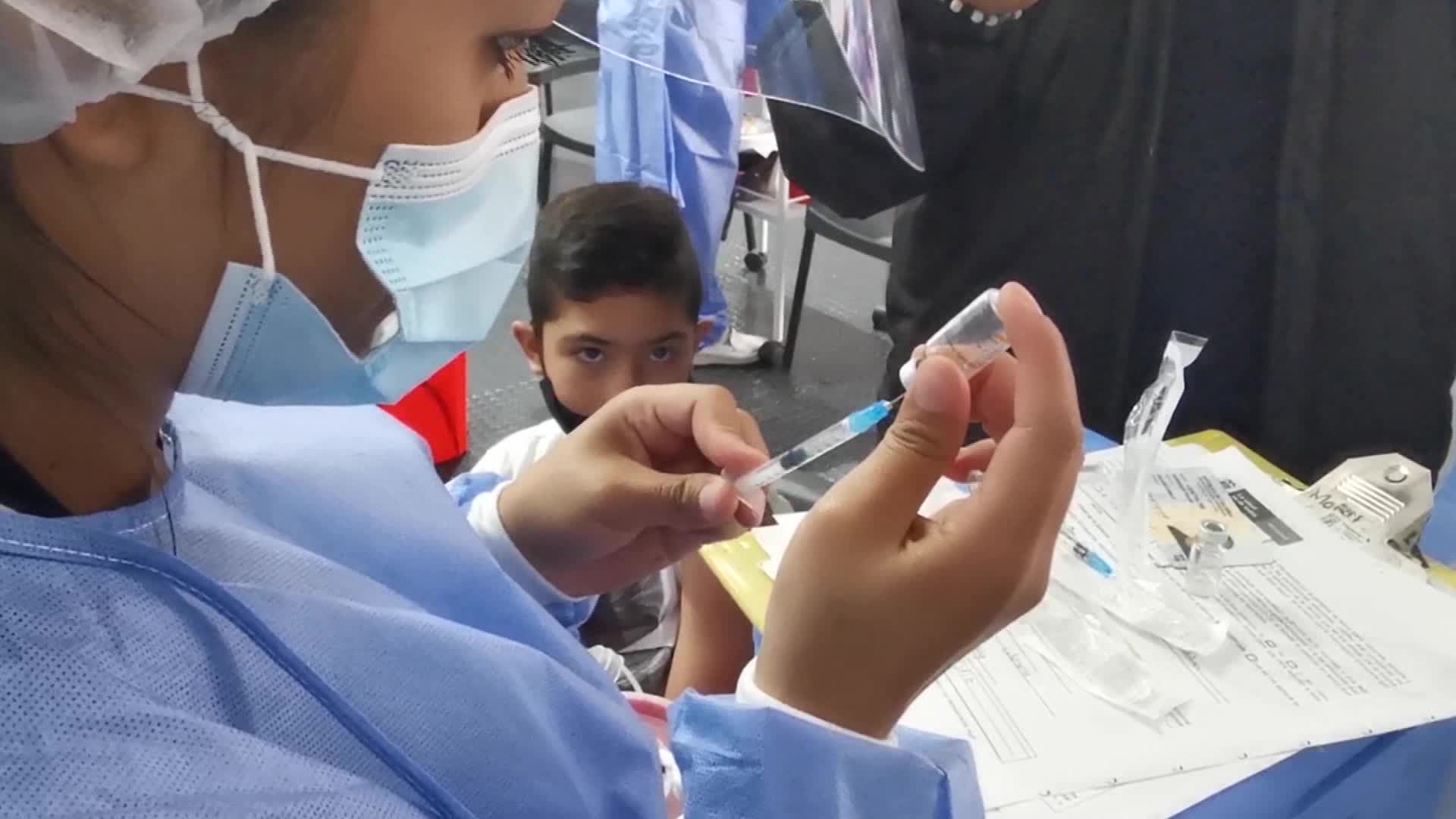 Con vacunación en niños Colombia acelera su plan nacional de inmunización contra la COVID-19