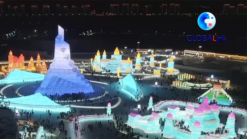 GLOBALink | Vlog: Atmósfera olímpica llena el Mundo de Hielo y Nieve en China
