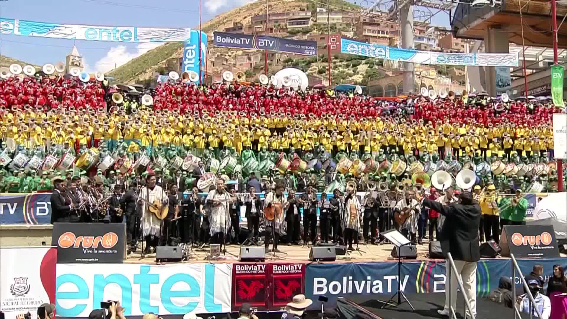 Festival de las Bandas de Oruro 2022 reúne a más de 6.000 músicos en Bolivia