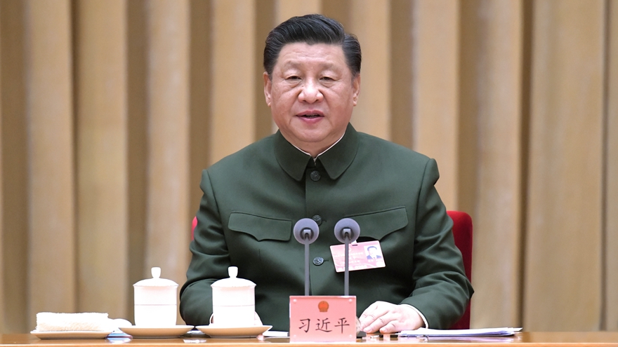Xi destaca importancia de administrar las fuerzas militares de acuerdo con la ley