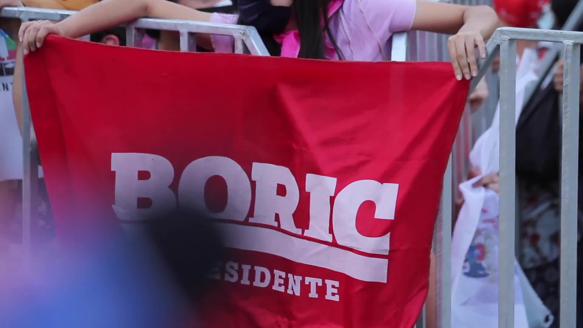 Gabriel Boric es investido presidente de Chile, el más joven en la historia del país sudamericano