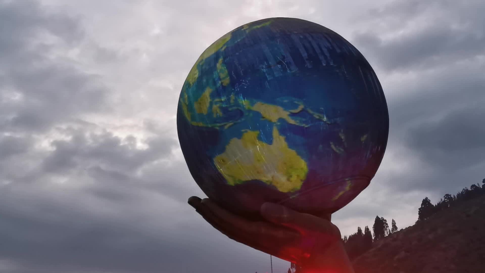 Colombia se suma a la Hora del Planeta con celebración en parque en las cercanías de Bogotá