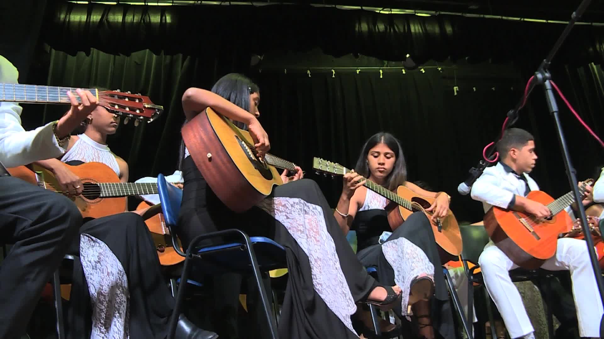 Magia musical infantil llega a la Fiesta de la Guitarra en La Habana
