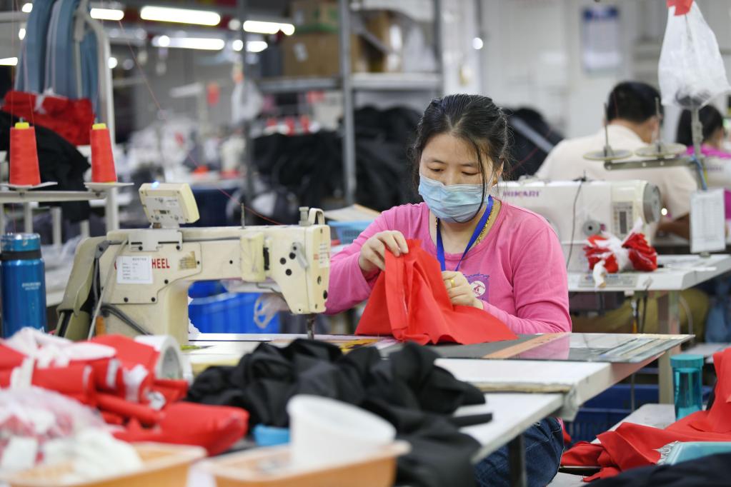 China anuncia más medidas para apuntalar a pequeñas empresas