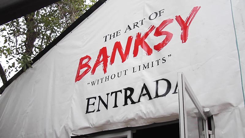 Exposición de artista británico Banksy arriba por primera vez a Latinoamérica en Chile