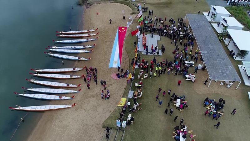 Se realiza con éxito competencia de botes dragón en Argentina