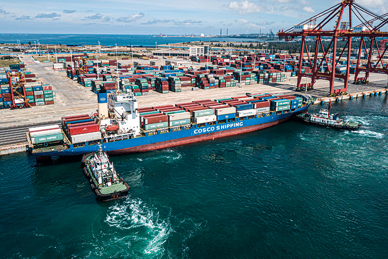 Construcción de puerto de libre comercio de Hainan avanza firmemente