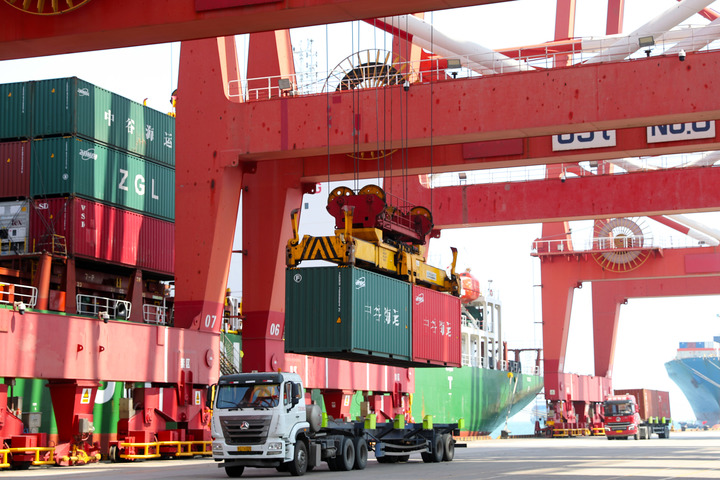 Comercio exterior de China crece 1,2% en noviembre