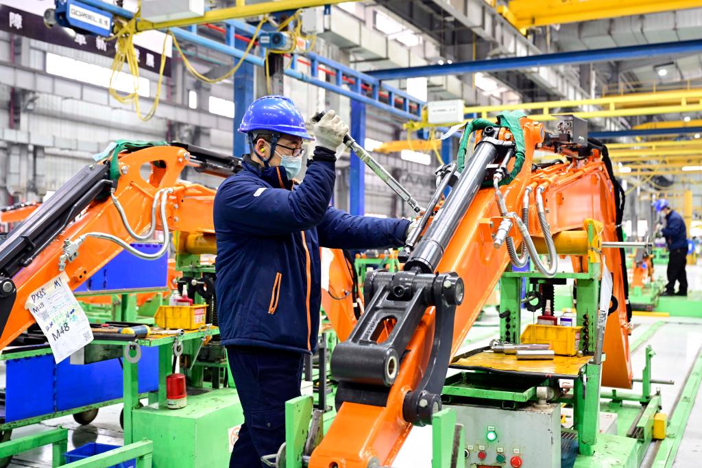 Sube 5,6% producción industrial de China en mayo