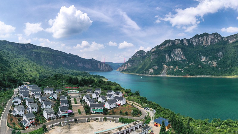 Guizhou: Aldea de Huawu en poblado de etnia miao de Xinren
