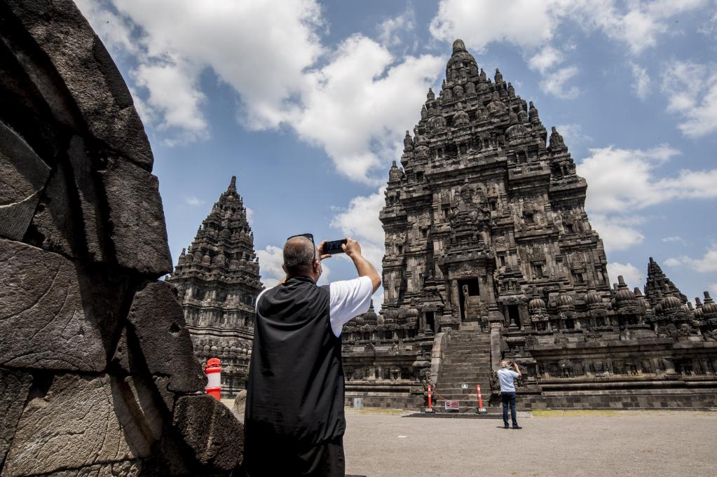 Indonesia: Templo Prambanan reabre al público