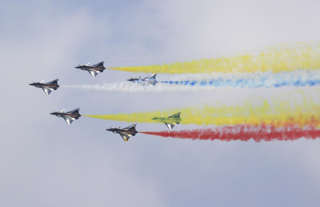 Guangdong: Ceremonia de apertura de XIII Exposición Internacional de Aviación y Aeroespacial de China