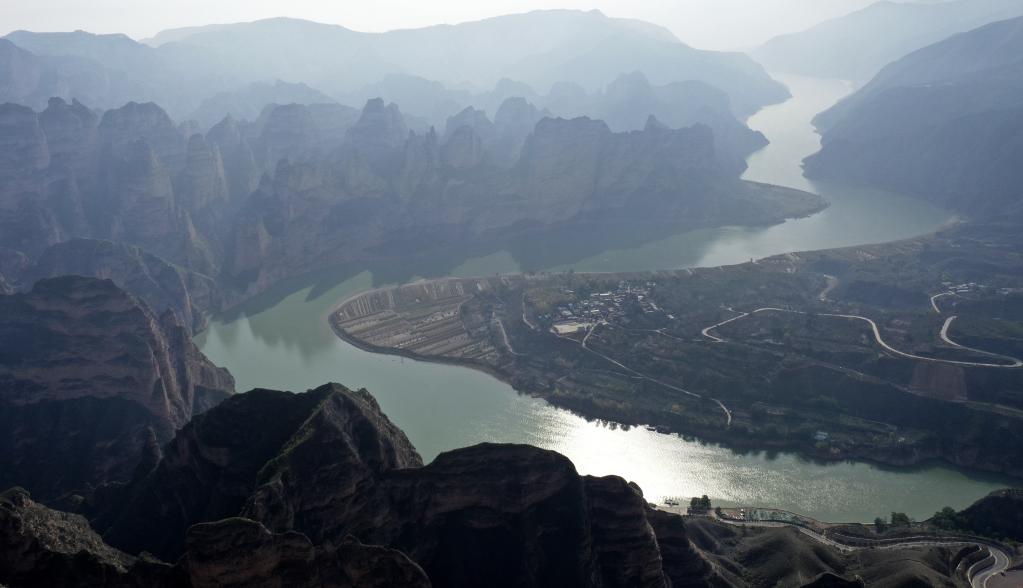 Gansu: Paisaje en Parque Nacional Geológico de Bingling Danxia