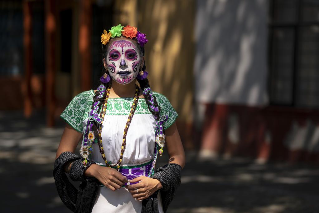 Conferencia de prensa en la que se dan a conocer puestas en escena que se realizarán en marco de celebración de Día de Muertos en Xochimilco, México