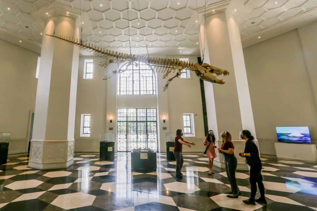 Museo Nacional de Filipinas reabre puertas a visitantes