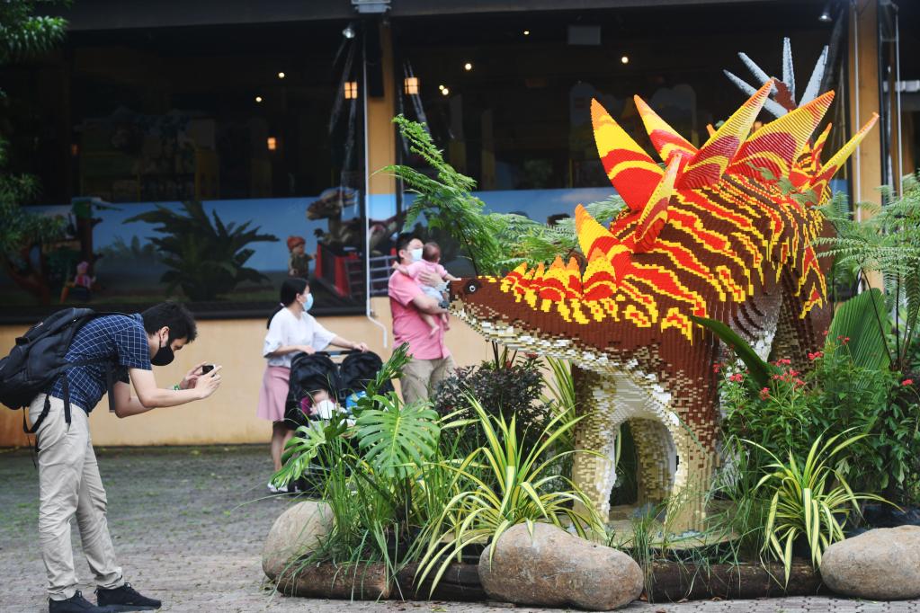 Vista previa de "Brickosaurs World" en Zoológico de Singapur