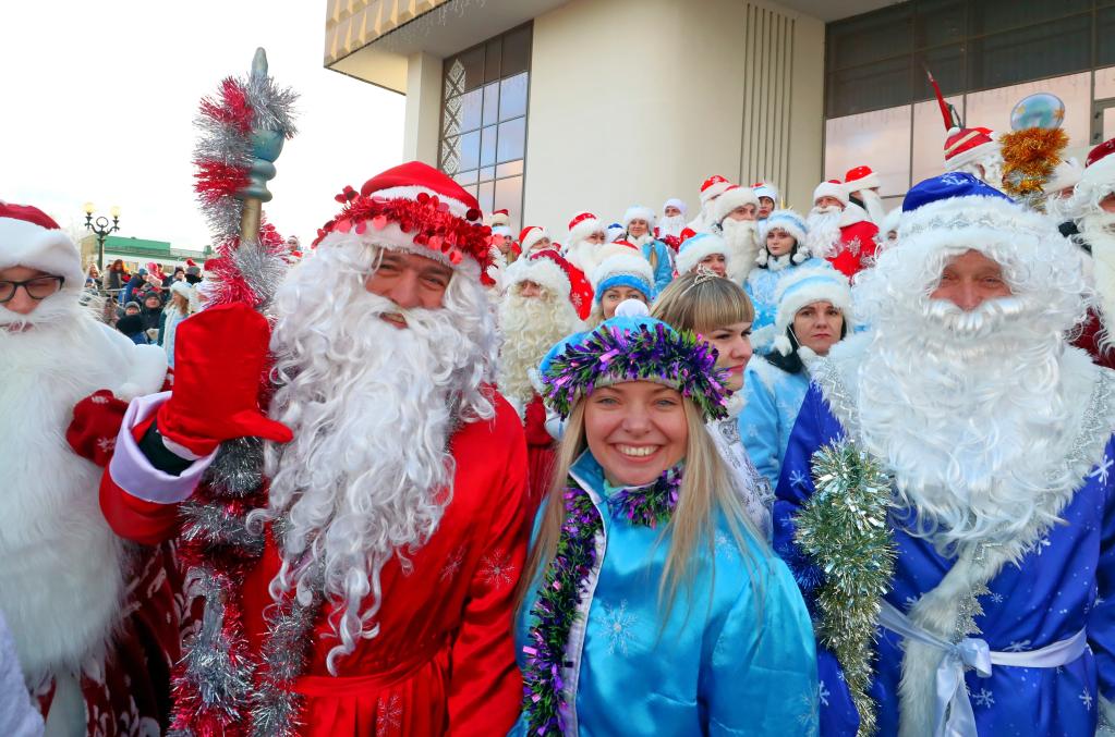 Desfile de Año Nuevo en Minsk, Bielorrusia
