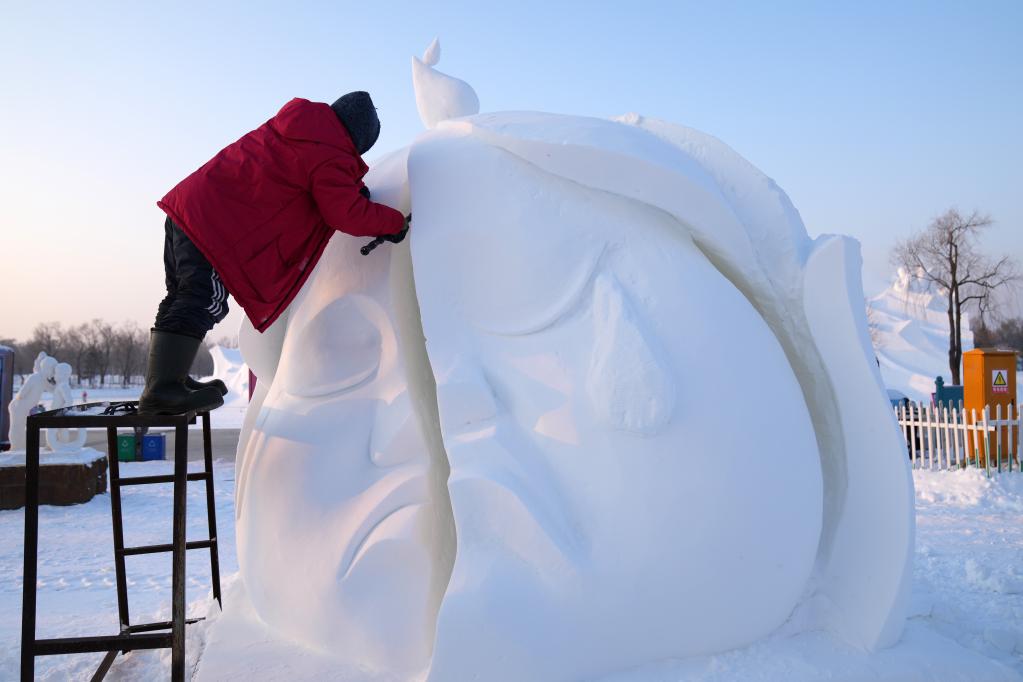 Heilongjiang: La 28 competencia de esculturas de nieve de Harbin