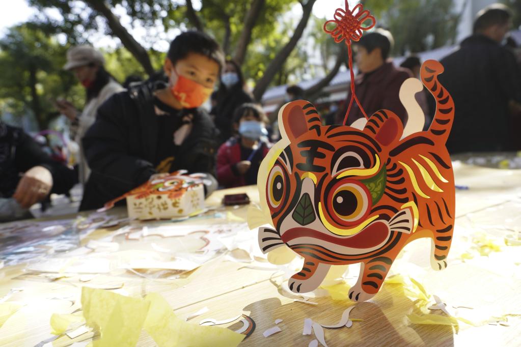 Actividades para celebrar Festival de Linternas en China
