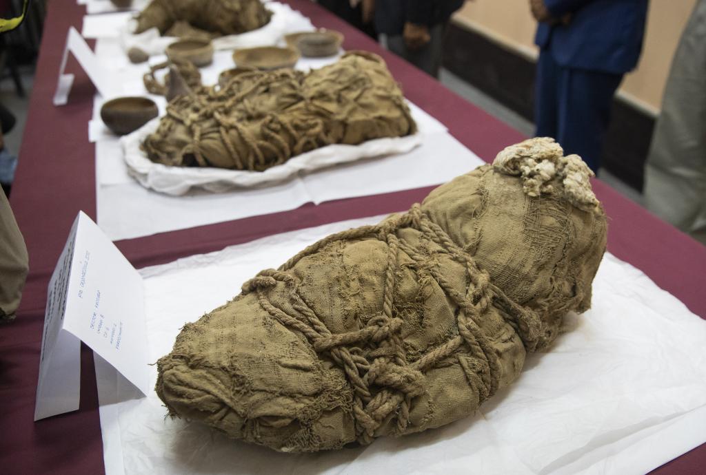 Encuentran momias de ocho niños víctimas de sacrificios en periferia de Lima