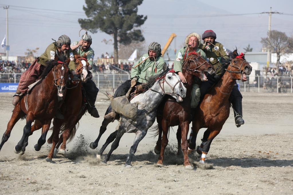 Juego de Buzkashi en Kabul, Afganistán