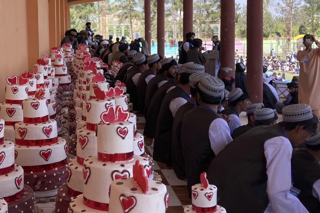 Ceremonia de boda masiva en Afganistán