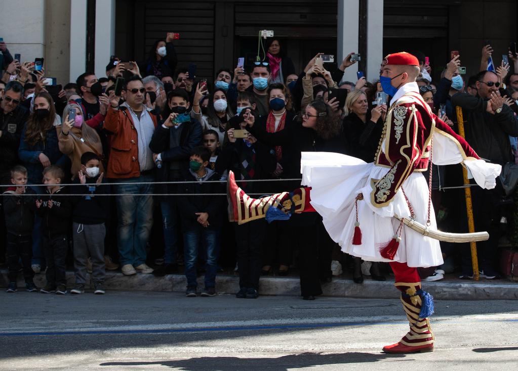 Grecia: Desfile militar en conmemoración del Día de la Independencia griego