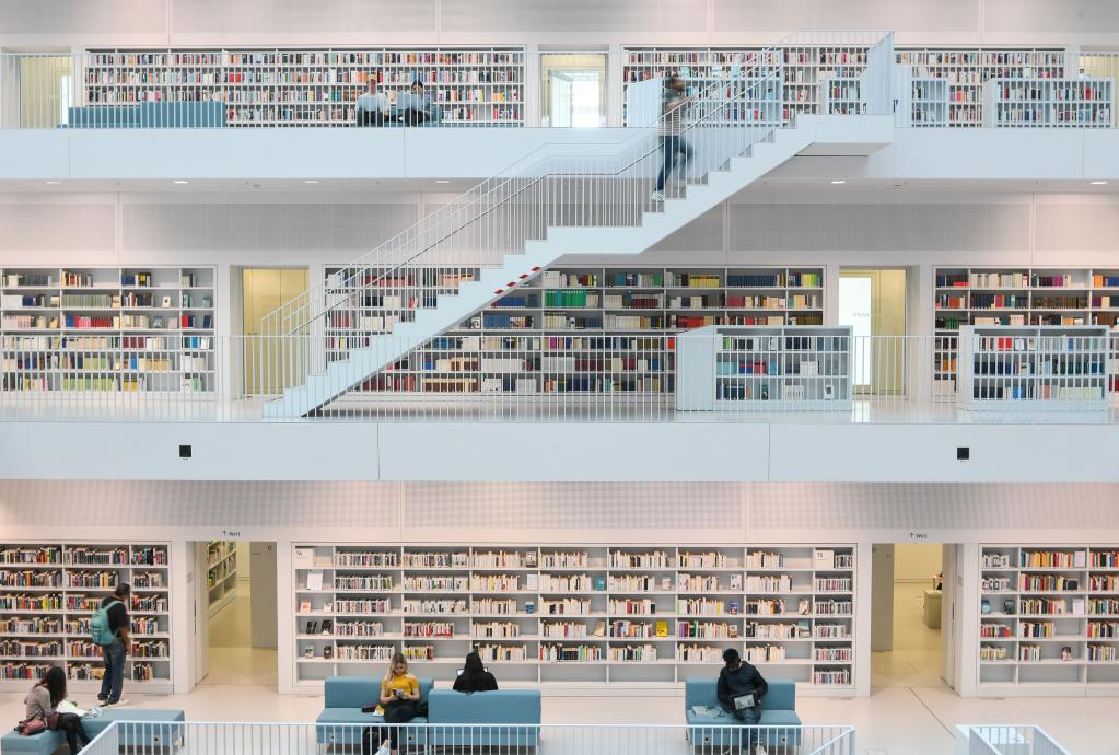 Biblioteca de la ciudad de Stuttgart, Alemania