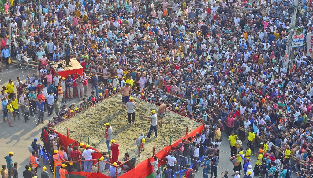 Competencia de lucha tradicional en Bangladesh