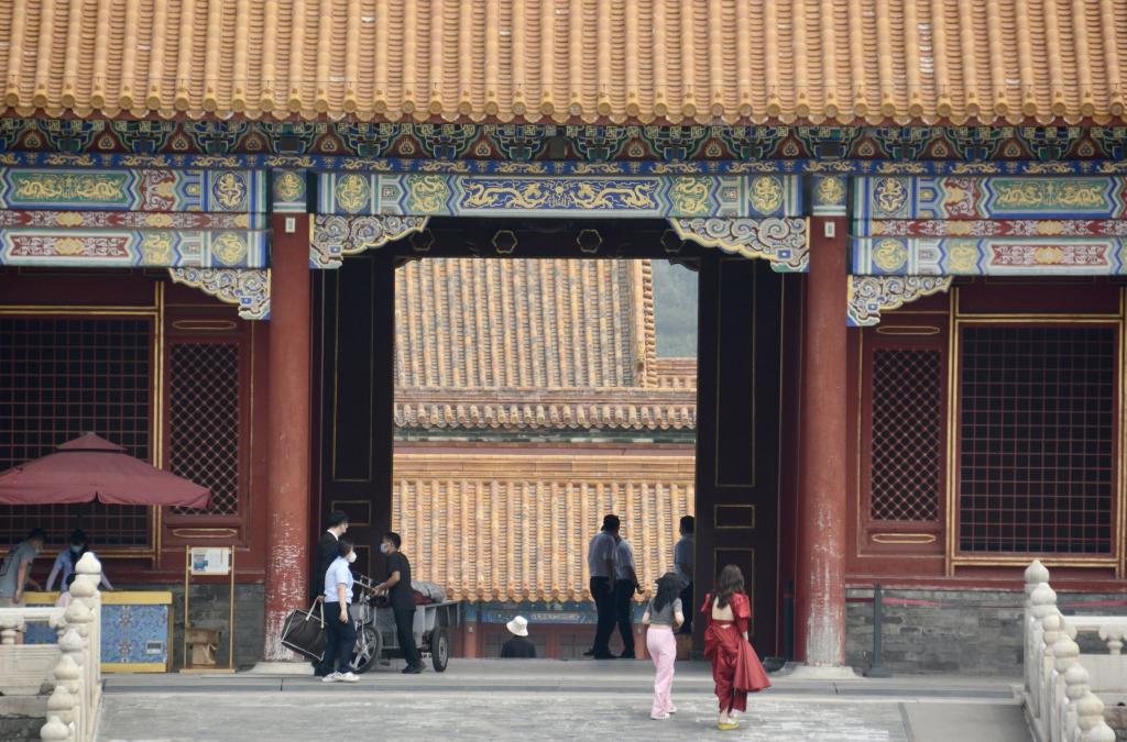 Beijing: Personas visitan Museo del Palacio