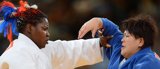 Cubana Idalys Ortiz va por oro en judo ante japonesa