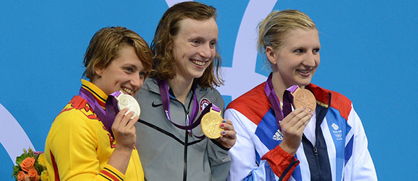 Ledecky de EEUU gana oro en 800m libres femeniles