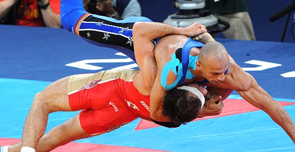 LONDRES 2012: Ruso Khugaev gana oro en lucha grecorromana 84 kg