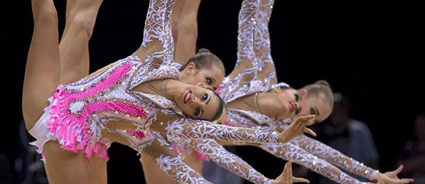 LONDRES 2012: Rusia gana oro en gimnasia r&iacute;tmica femenil por equipos