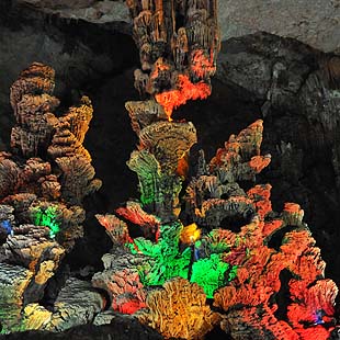 Guangxi: Bello paisaje de cueva Jinlun