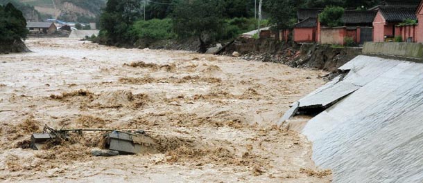 Gobierno de China inicia plan de emergencia para inundaciones en noroeste del país