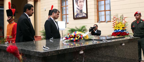 Presidentes de Venezuela y de Ecuador retoman reuniones