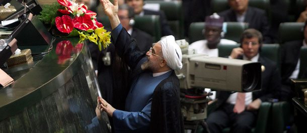 Rouhani toma posesión como nuevo presidente de Irán
