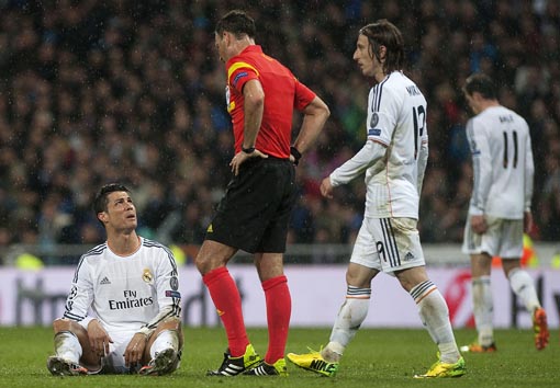 Fútbol: Avanza Real Madrid en la "Champoins" al vencer 3-0 a Borussia