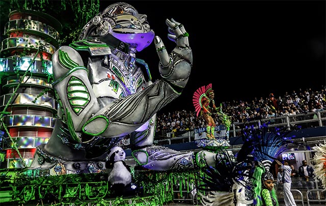 China presente en el Carnaval de Sao Paulo