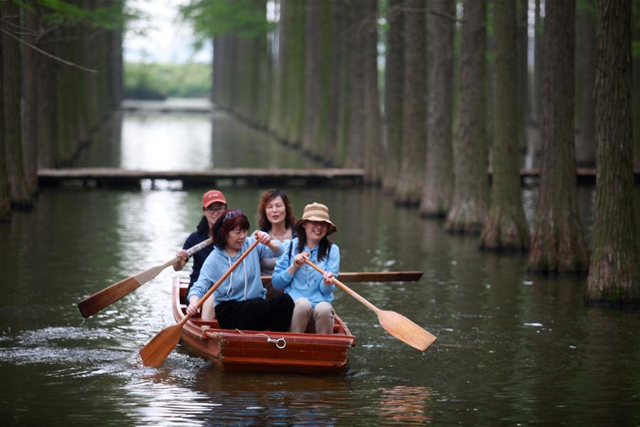 Parque de humedales del lago Luyang en Yangzhou