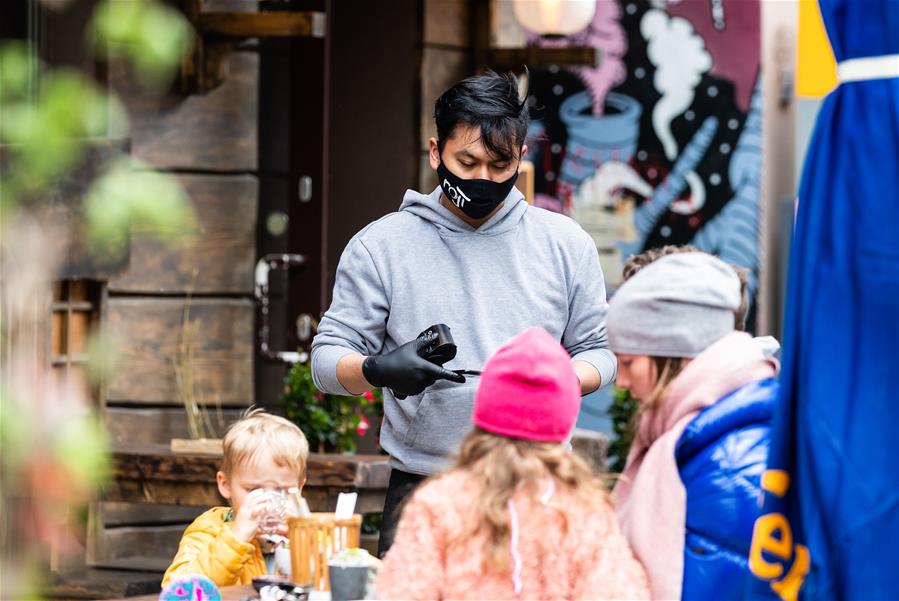 Restaurante reabierto en Berlín
