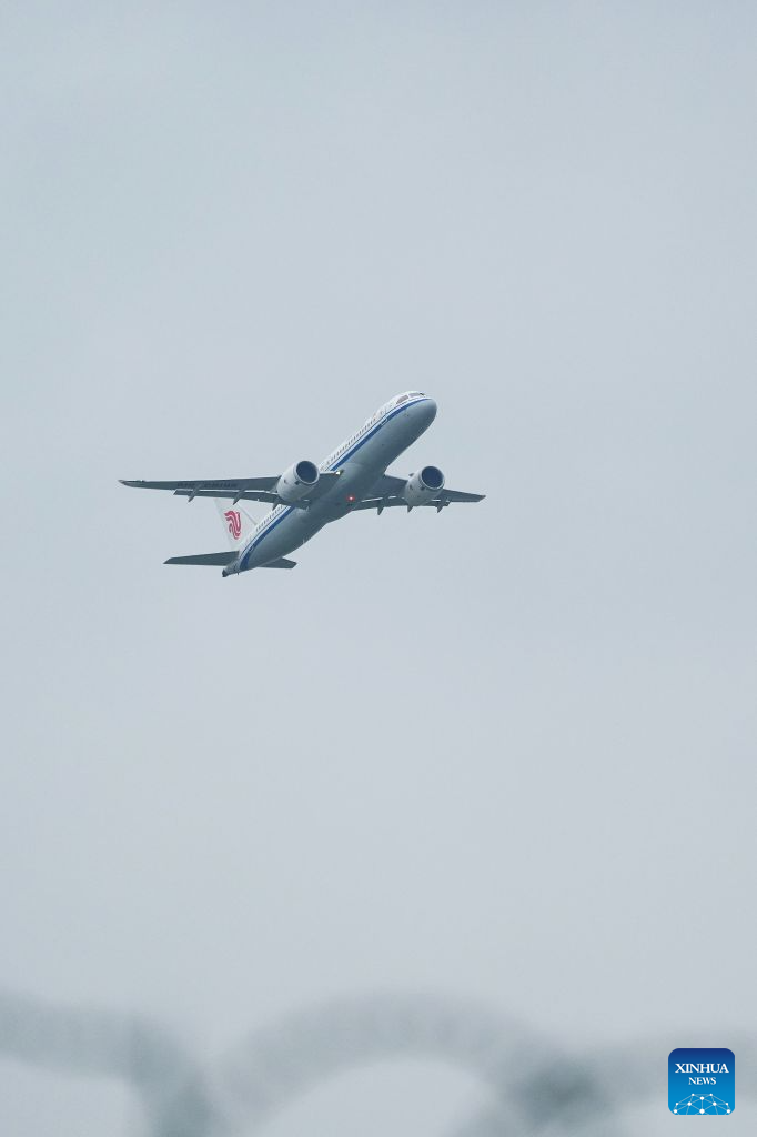 China lanza primera ruta internacional para avión de fabricación nacional C919 2 decfhmkh8K7DHVpL