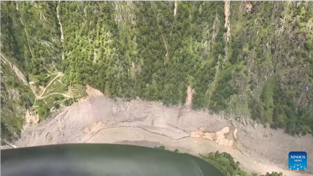 Rescatistas llegan a puerto fronterizo afectado por avalancha de lodo en región suroccidental china de Xizang 9 LqbspUUz5j9iTAhX