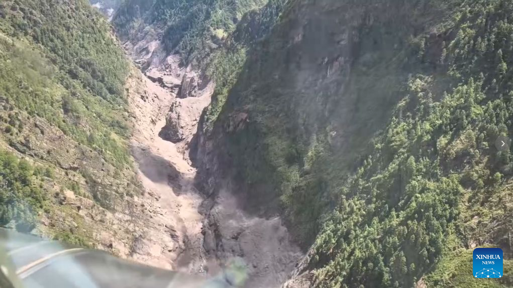 Rescatistas llegan a puerto fronterizo afectado por avalancha de lodo en región suroccidental china de Xizang 7 M78uclHca5UlcyAH