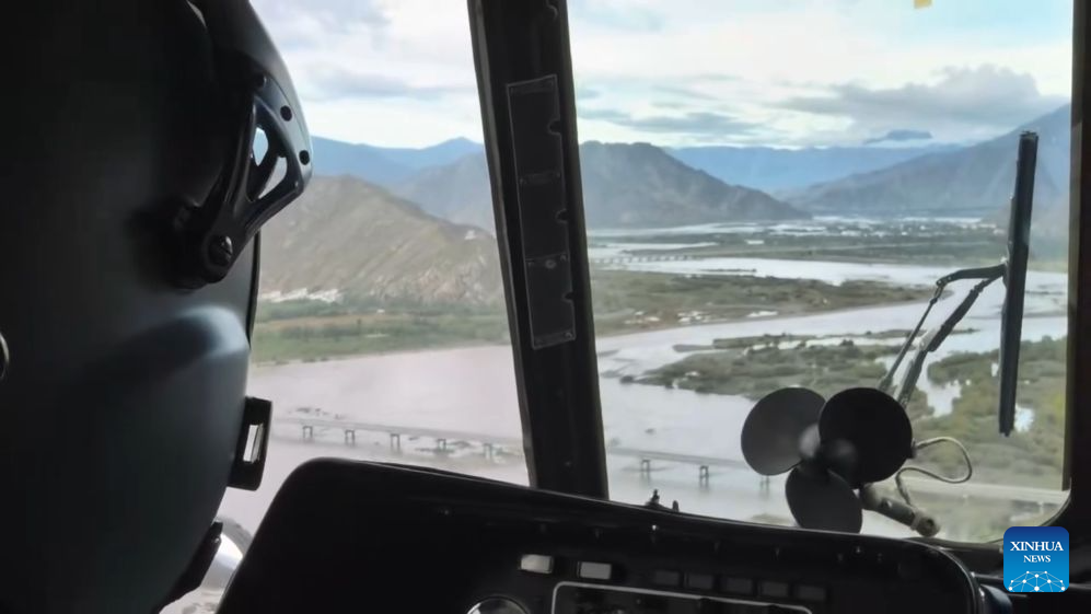 Rescatistas llegan a puerto fronterizo afectado por avalancha de lodo en región suroccidental china de Xizang 2 f466ryCmP7ueYSeP
